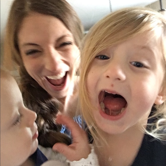 Meet your Posher, Shandi - Picture 1 of 1